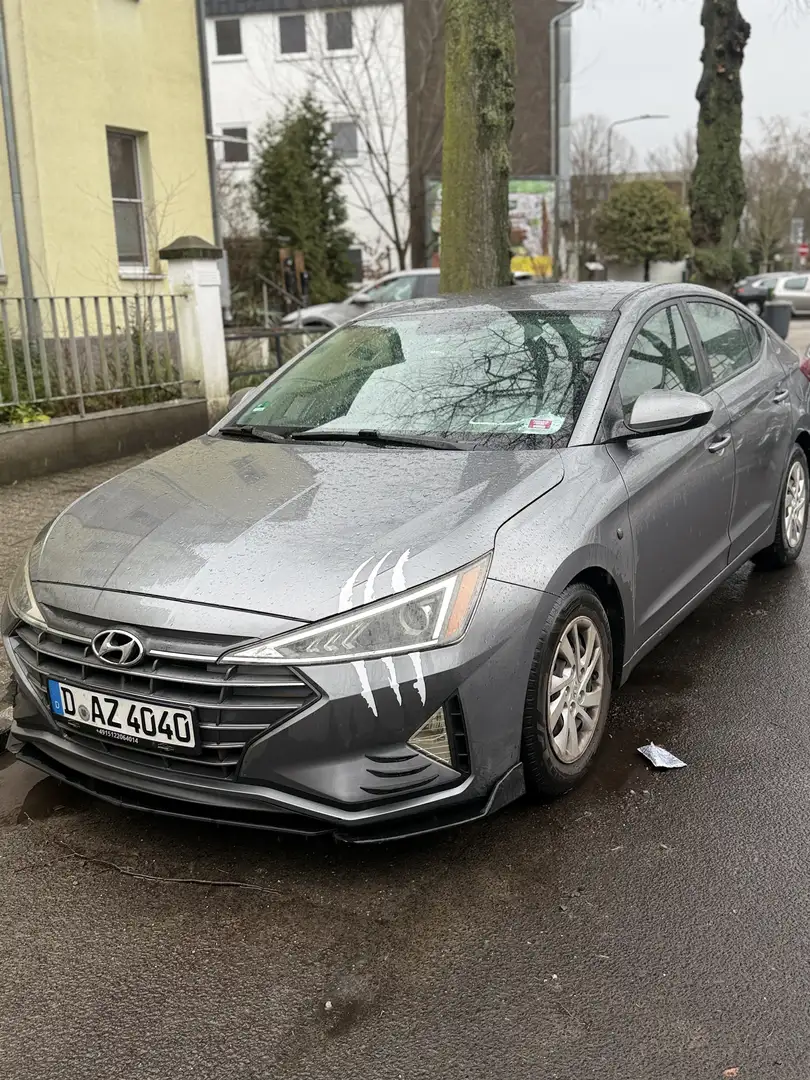 Hyundai ELANTRA 2.0i Automatik GLS - 1