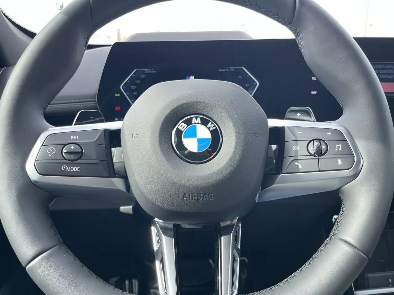 BMW X1 снимка BMW X1