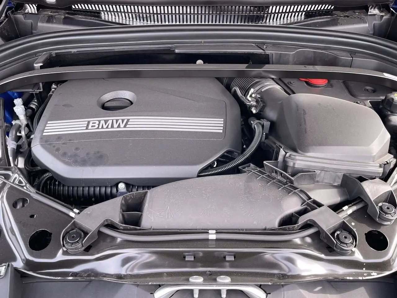 BMW X1 снимка BMW X1