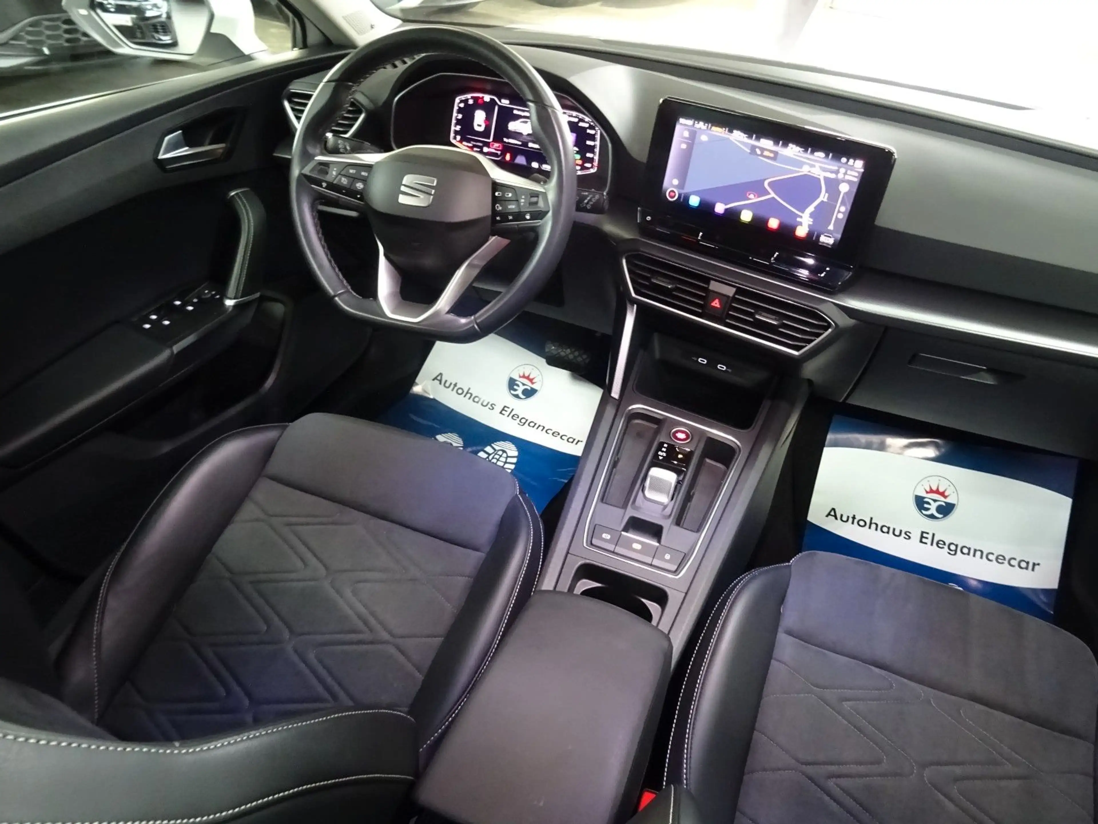 SEAT Leon LEON ST 2.0 TDI STYLE*AHK*ACC*CAM*KEY*BEATS*LED* — photo 3