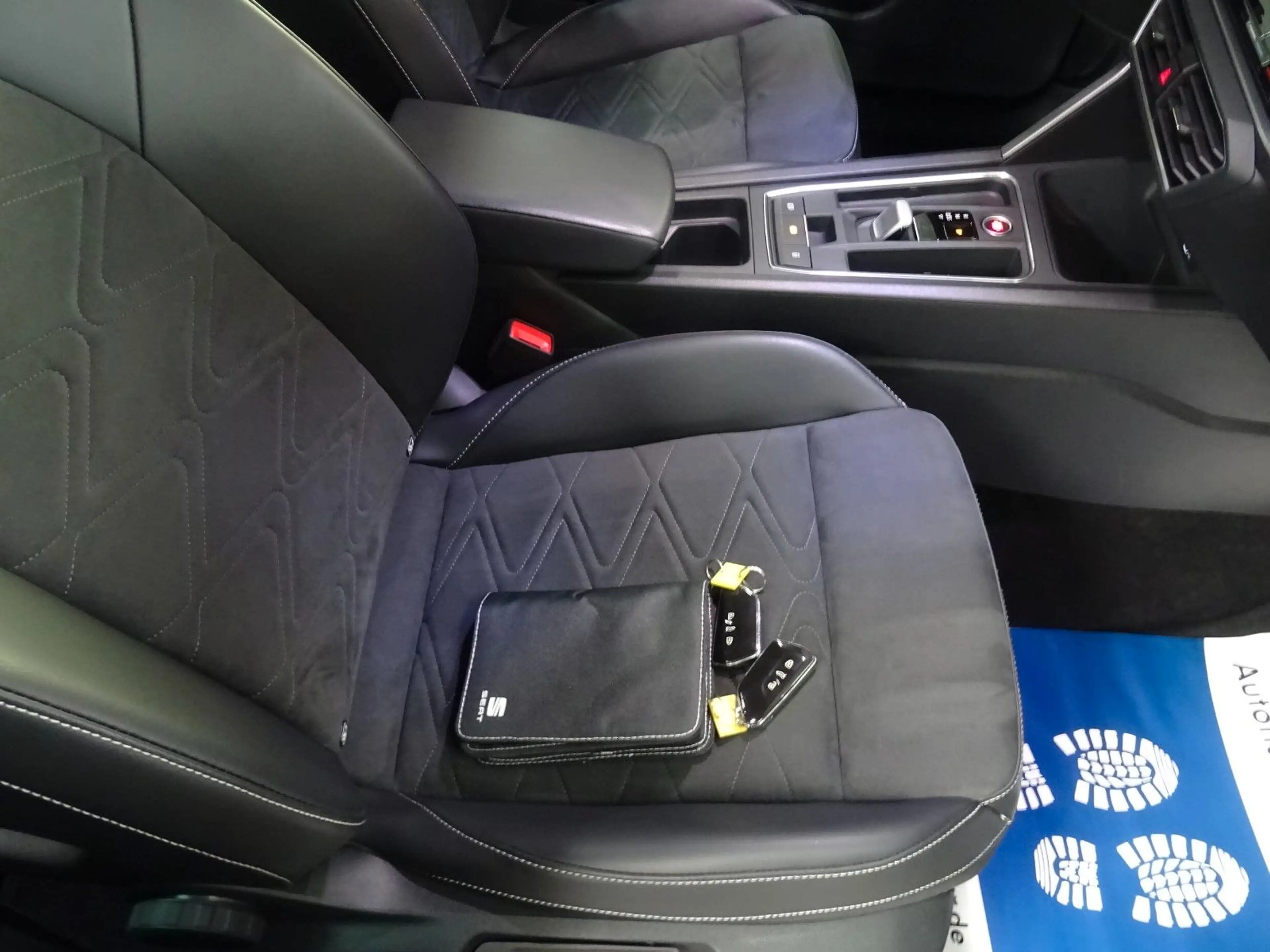 SEAT Leon LEON ST 2.0 TDI STYLE*AHK*ACC*CAM*KEY*BEATS*LED* — photo 13