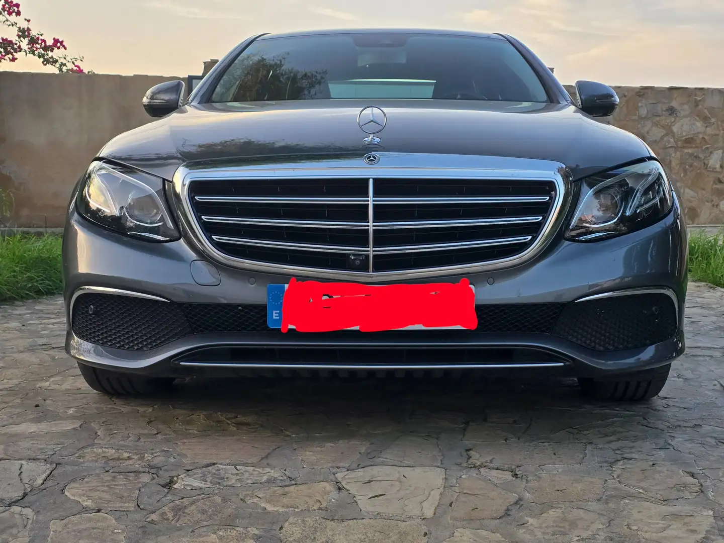 Mercedes-Benz E 220 E 220d 4Matic 9G-Tronic 194 Gris - 2
