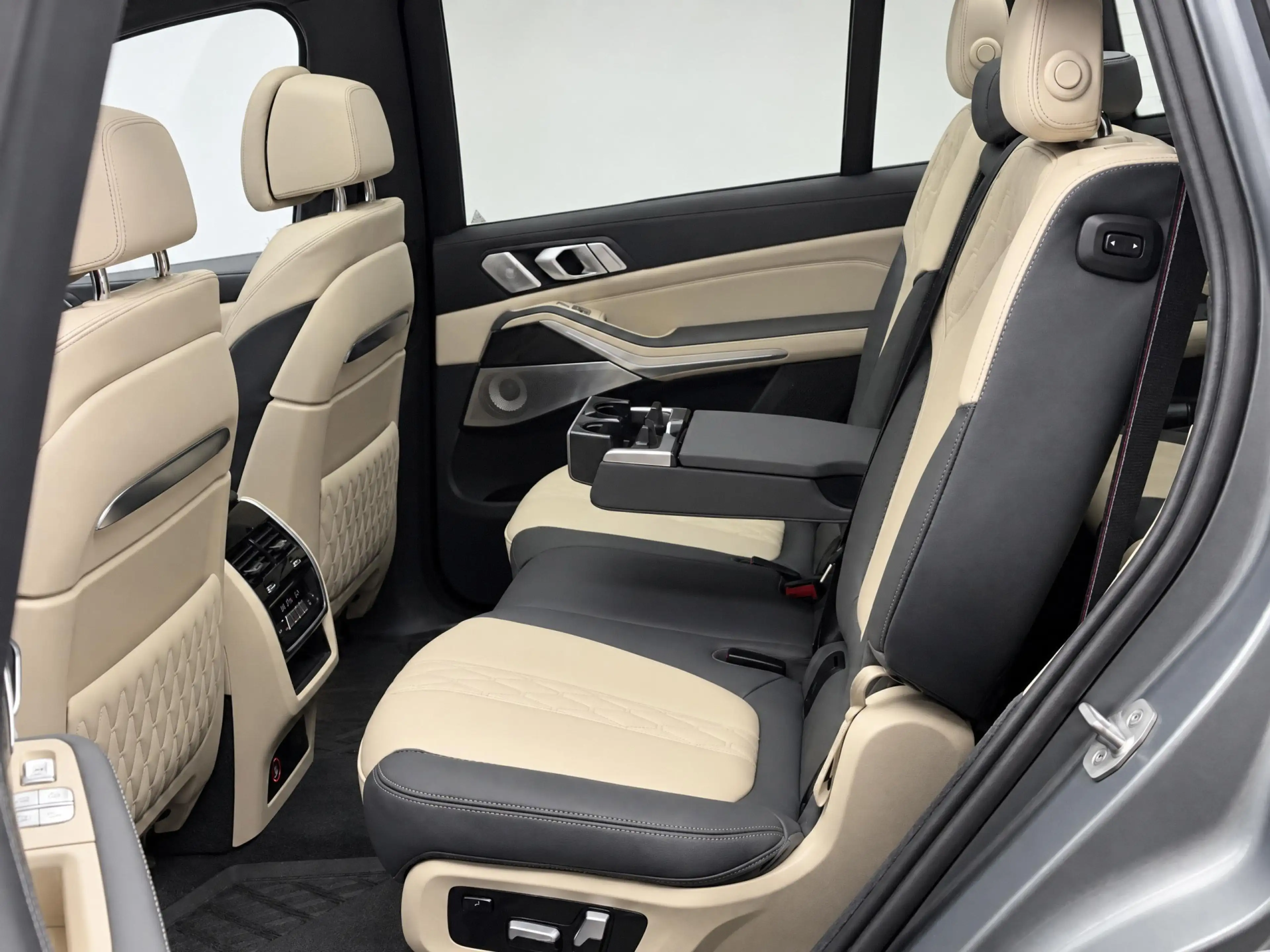 BMW X7 M60i xDrive M Sport Automaat / Trekhaak / Panorama — photo 9