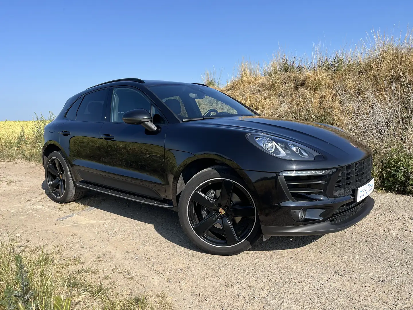 Porsche Macan 2.0 Turbo PDK * PANO* CAMERA* 67.200 KM Noir - 1