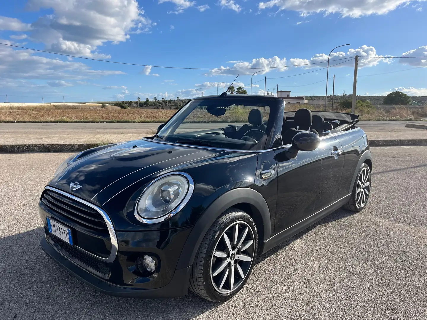 MINI Cooper D Cabrio 1.5 116cv Nero - 1