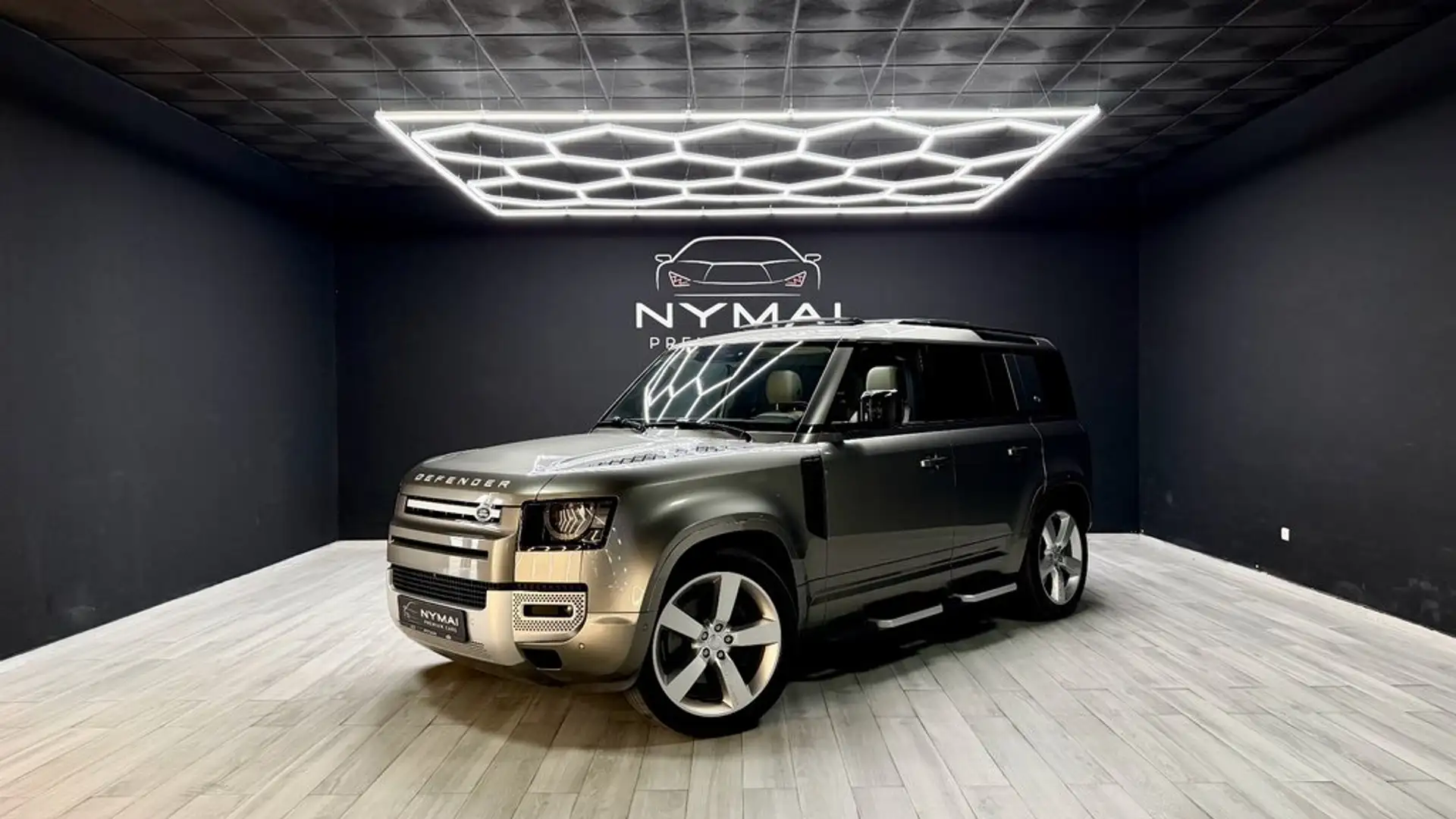 Land Rover Defender 3.0D I6 250 X-Dyn HSE 110 AT 4WD MHEV Verde - 1
