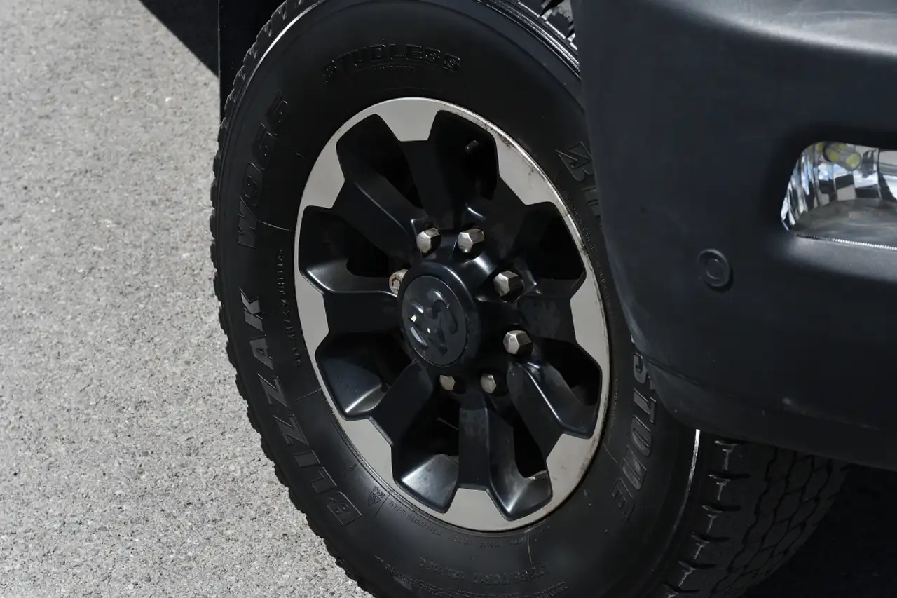 RAM 2500 снимка RAM 2500