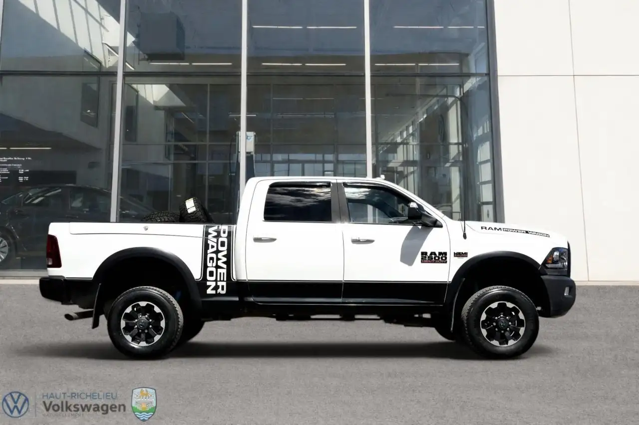 RAM 2500 снимка RAM 2500