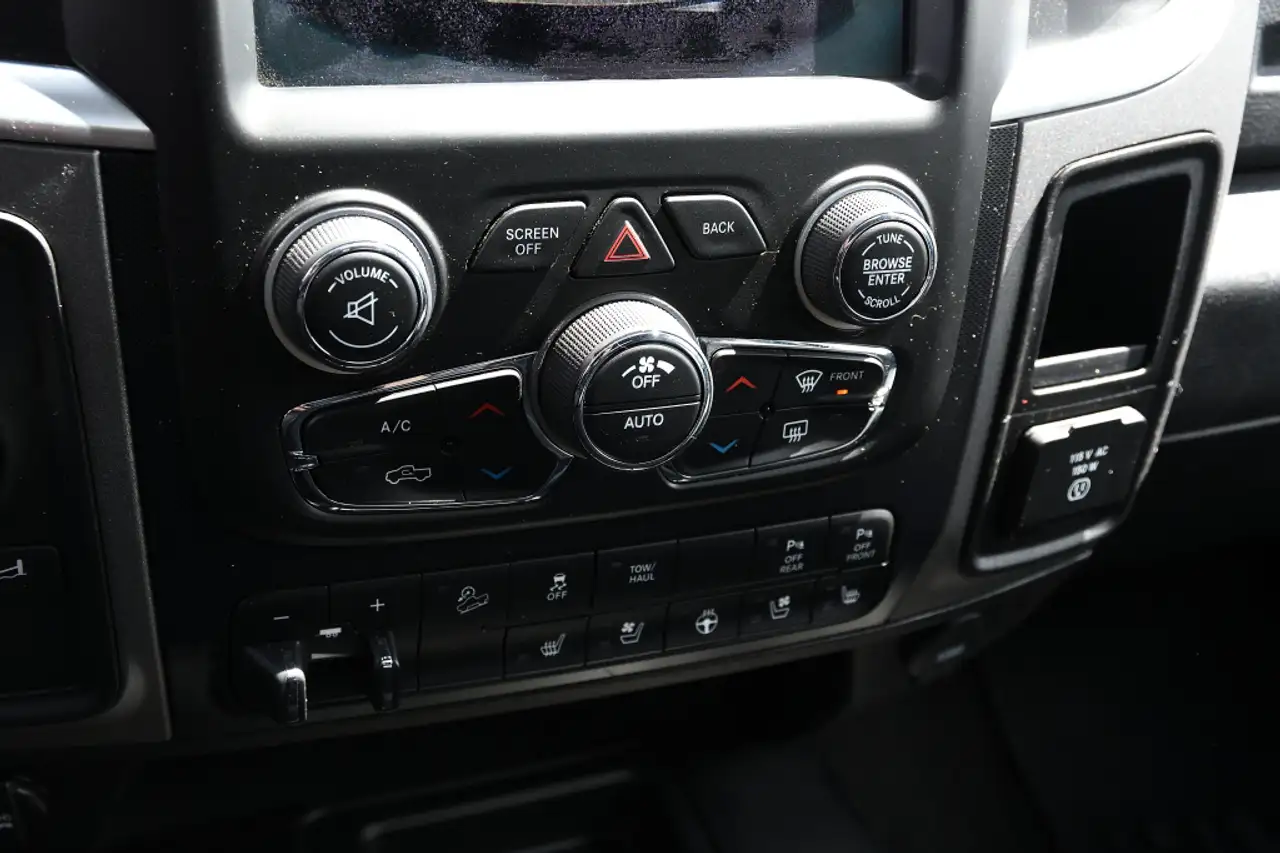 RAM 2500 снимка RAM 2500