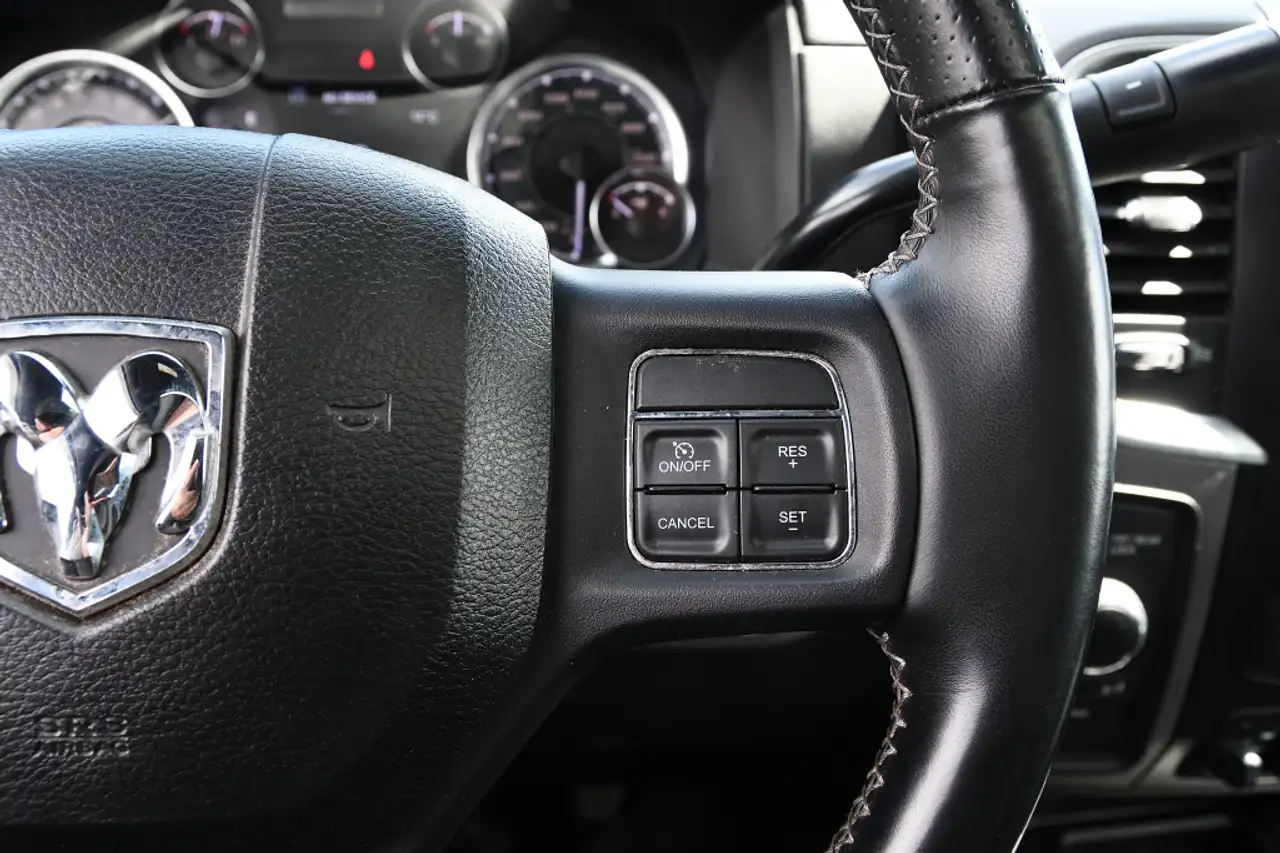 RAM 2500 снимка RAM 2500