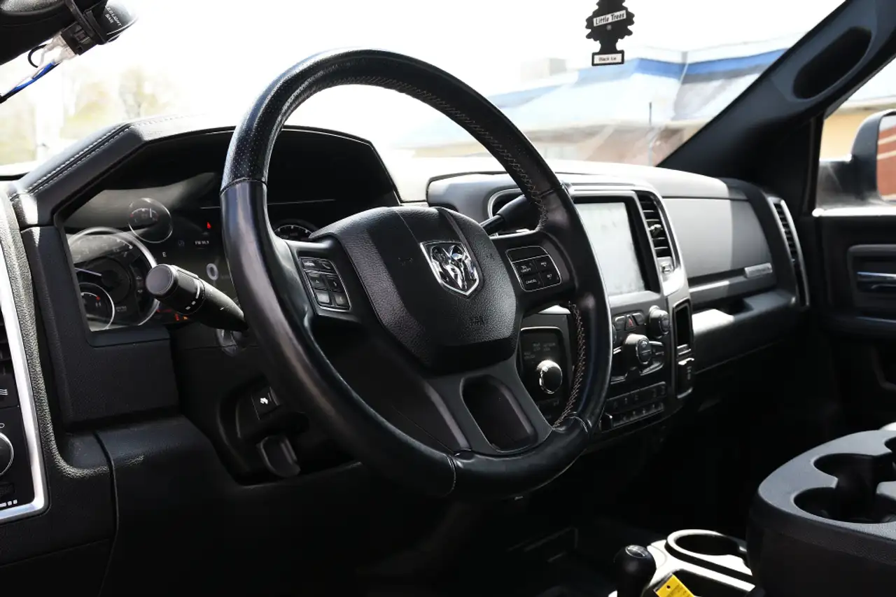 RAM 2500 снимка RAM 2500