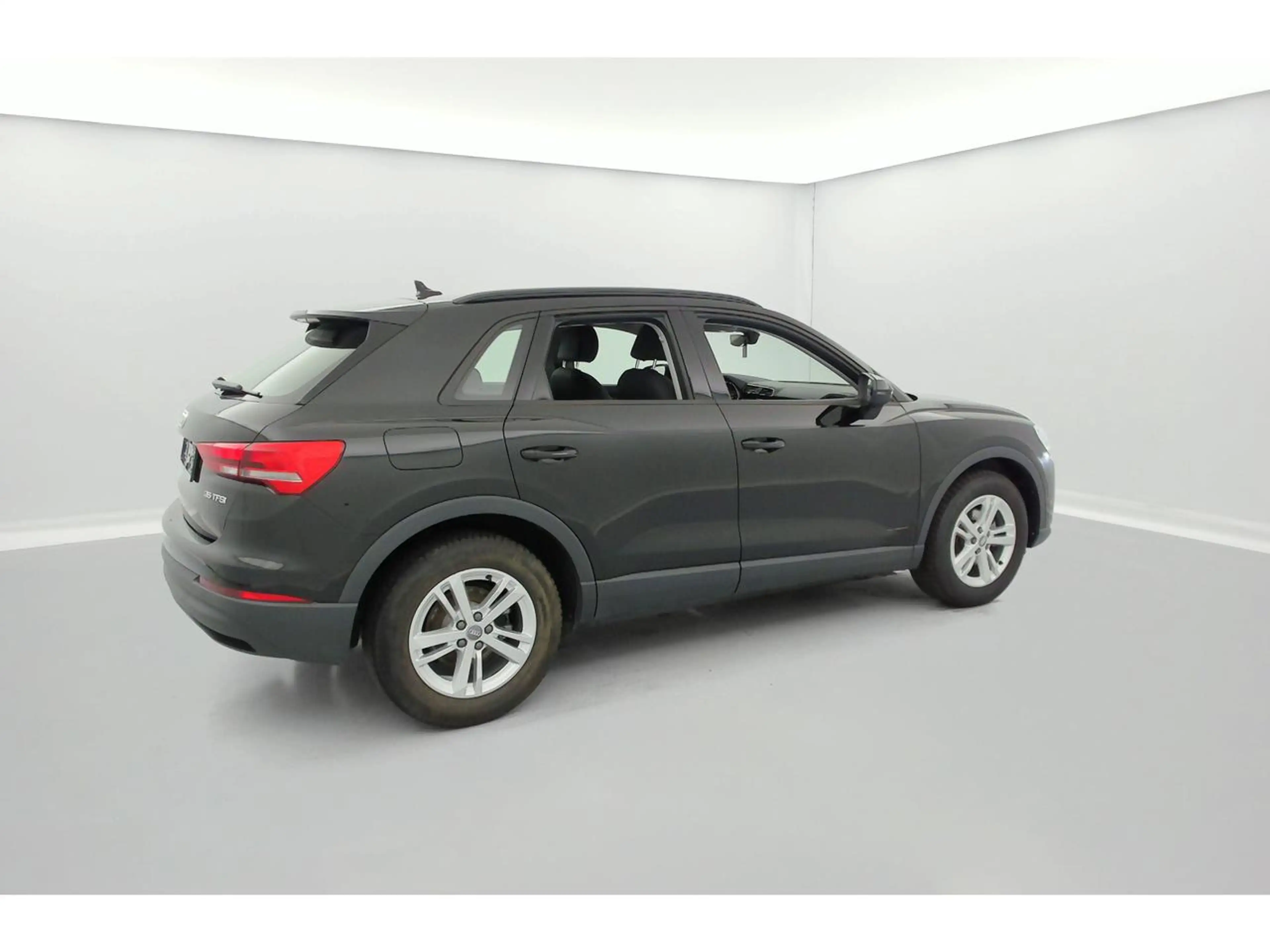 Audi Q3 Business Edition 35 TFSI 110(150) kW(ch) S tronic — photo 6