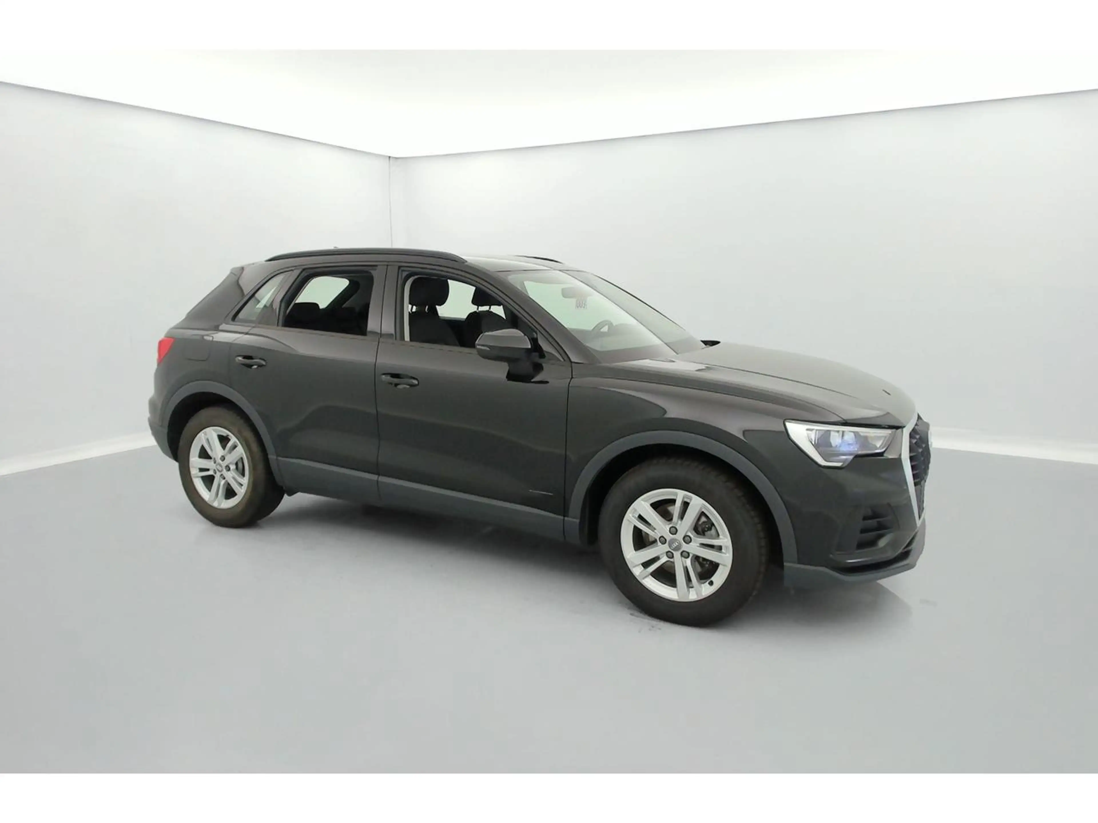 Audi Q3 Business Edition 35 TFSI 110(150) kW(ch) S tronic — photo 7