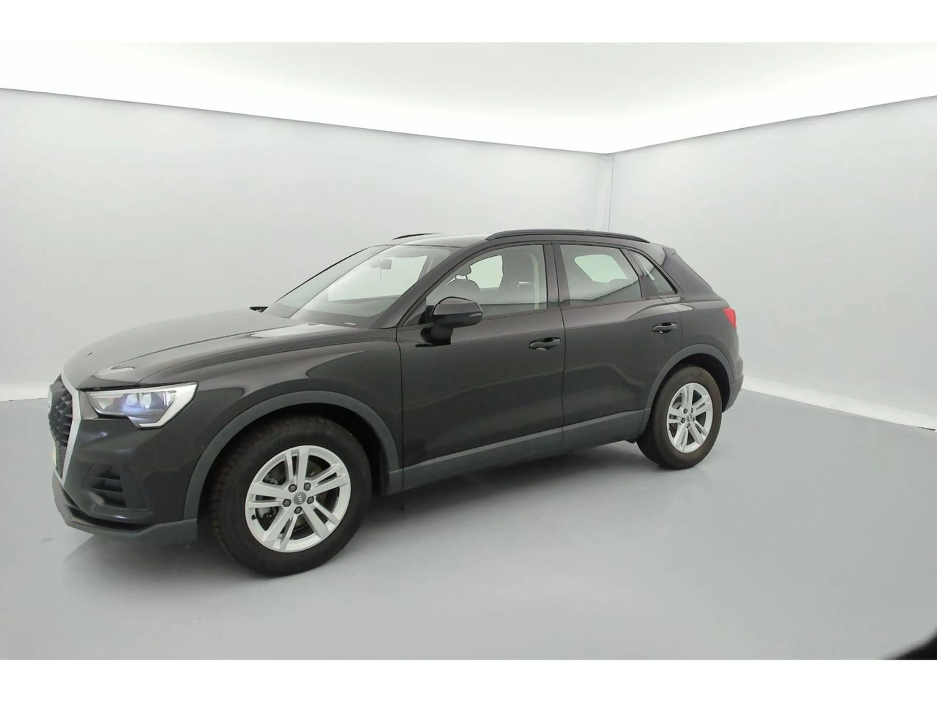 Audi Q3 Business Edition 35 TFSI 110(150) kW(ch) S tronic — photo 9