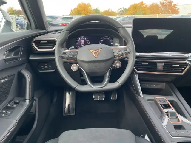 Cupra Formentor view 15