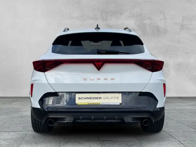 Cupra Formentor view 4