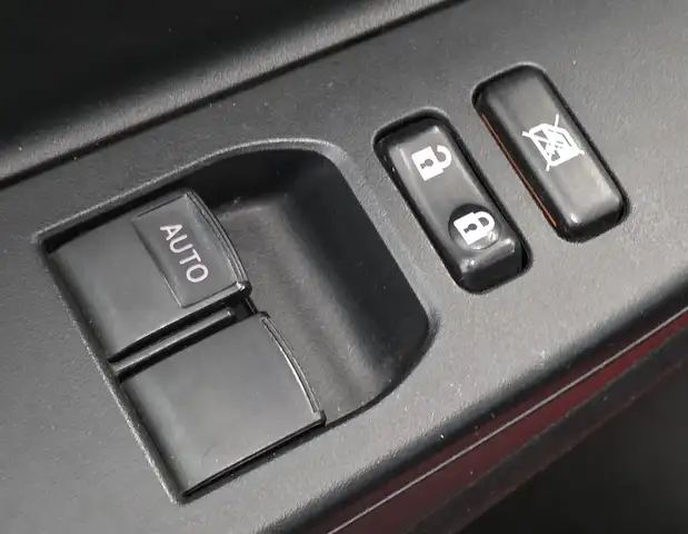 Toyota Yaris view 14