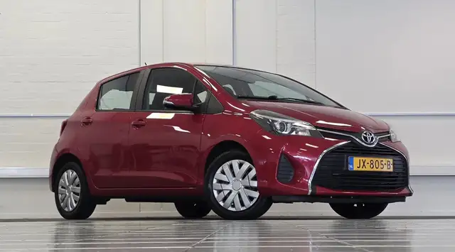 Toyota Yaris view 2