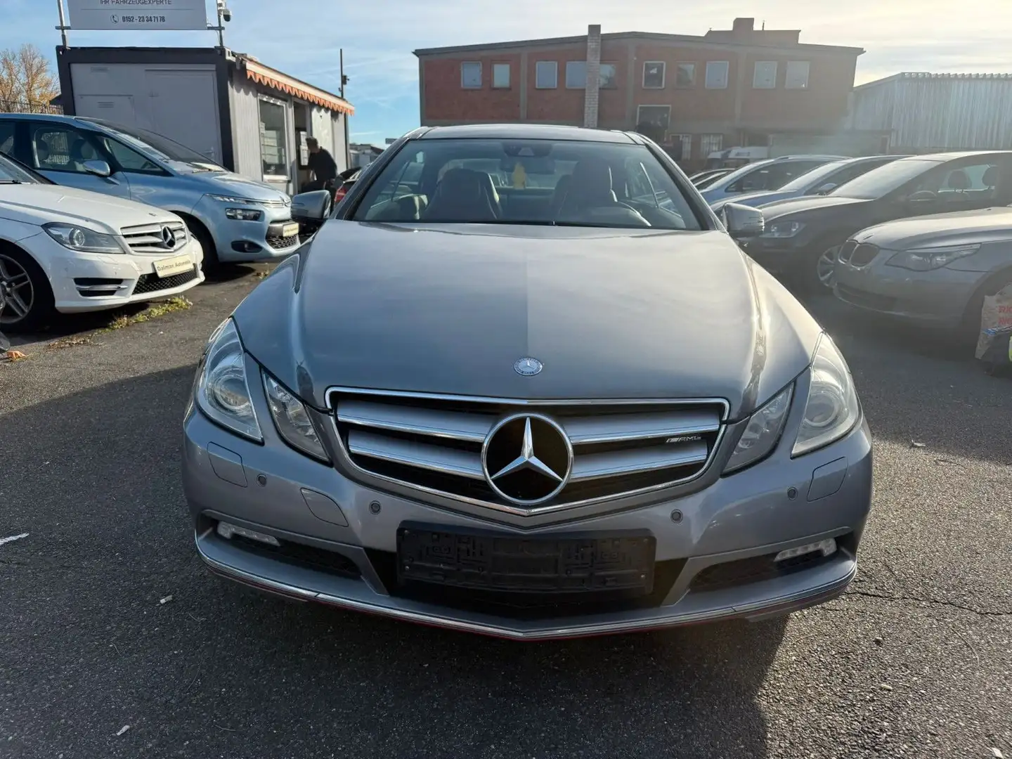 Mercedes-Benz E 350 E Coupe E 350 CDI Sport Silber - 2