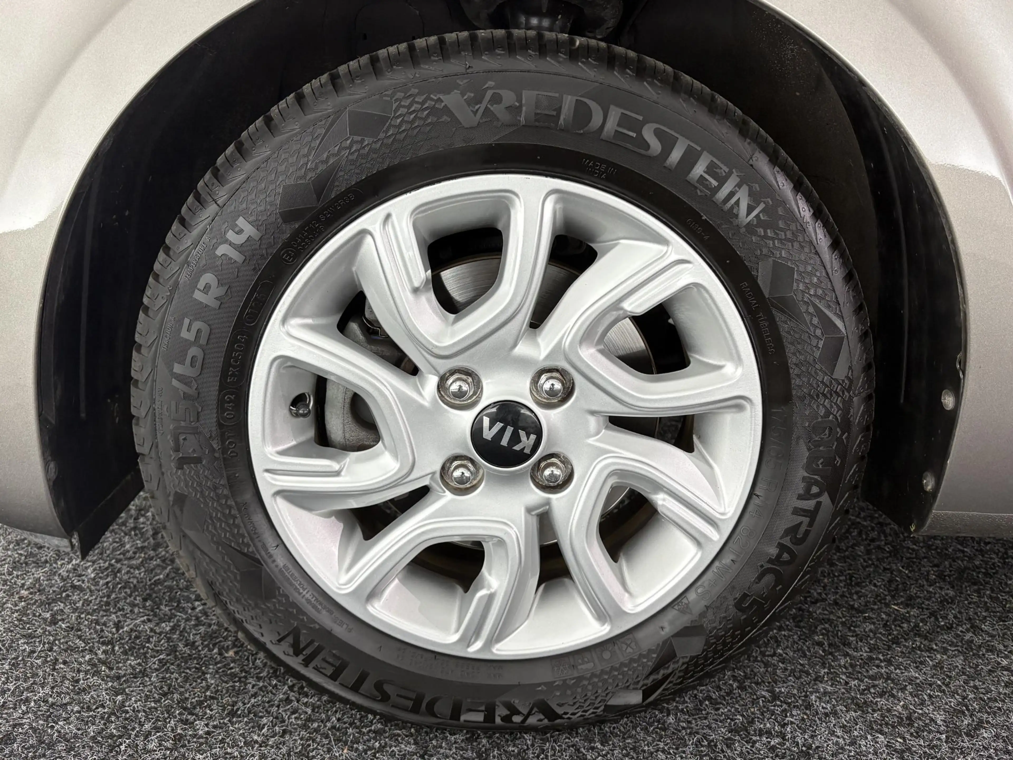 Kia Picanto 1.0 CVVT ComfortPlusLine | CAMERA | CARPLAY | NAVI — photo 9