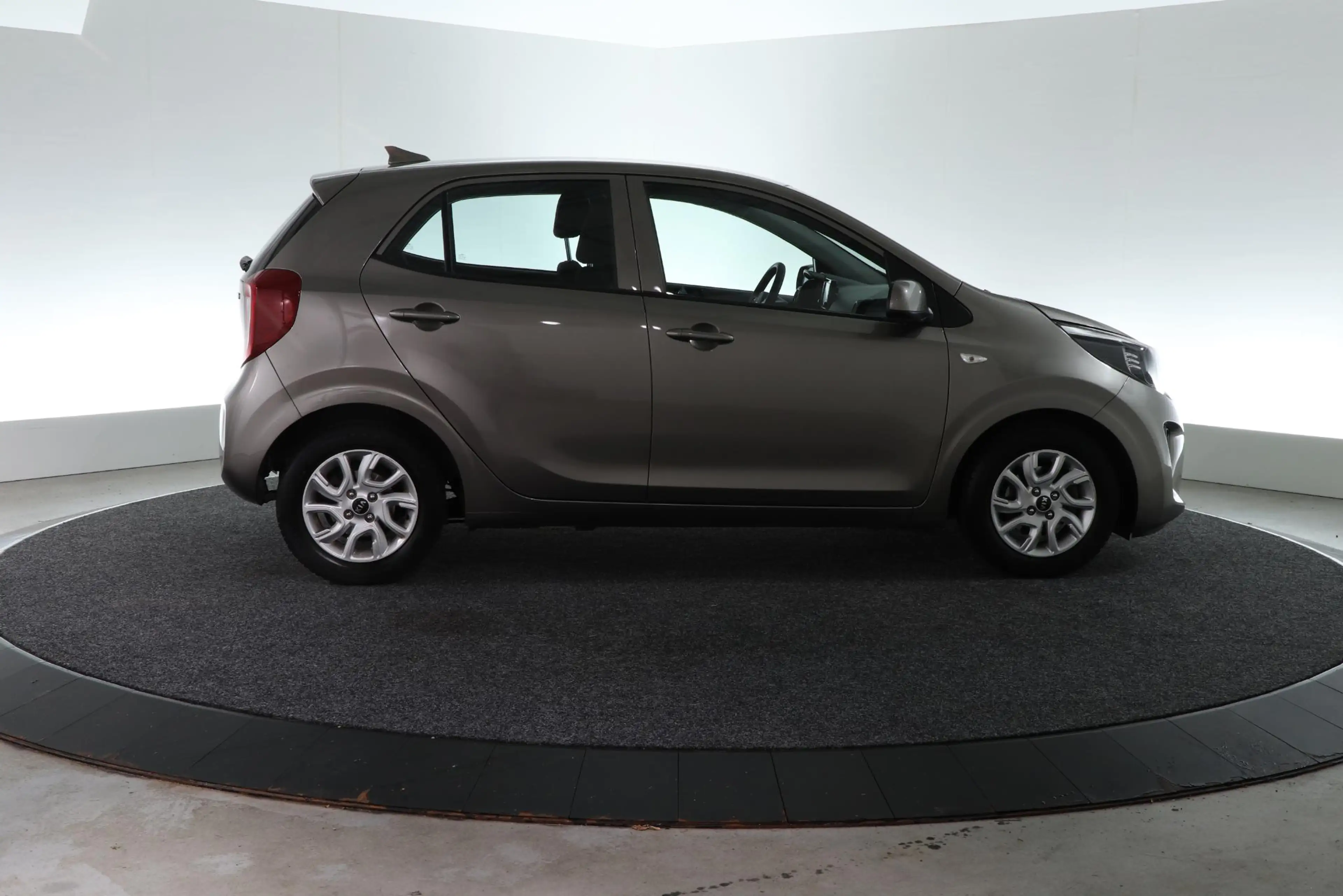 Kia Picanto 1.0 CVVT ComfortPlusLine | CAMERA | CARPLAY | NAVI — photo 3
