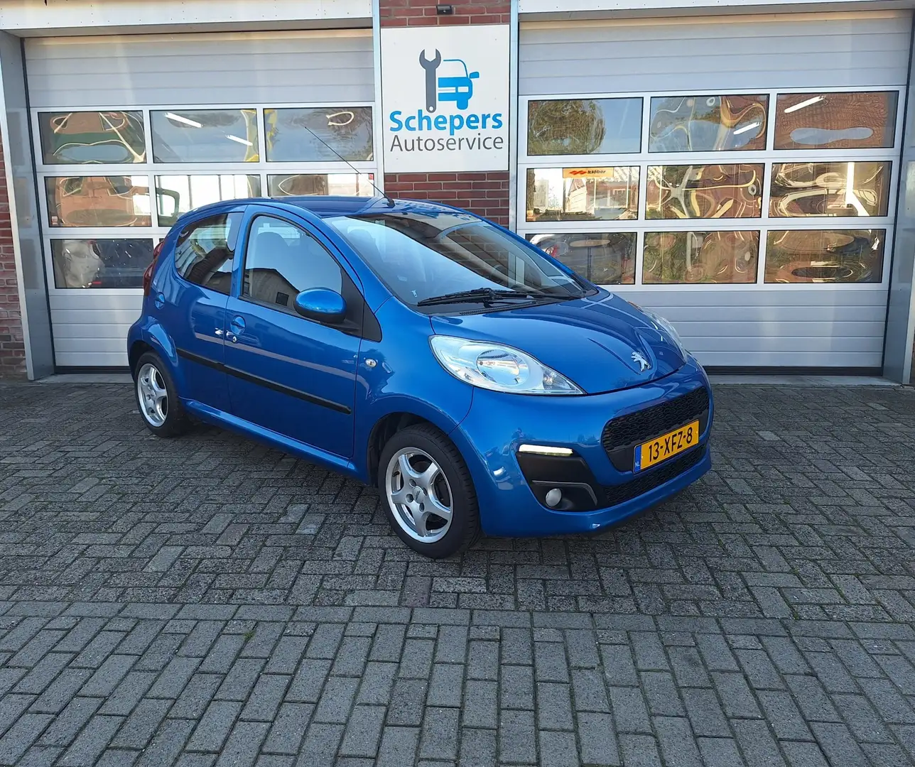 Peugeot 107 1.0 Active Bleu - 2