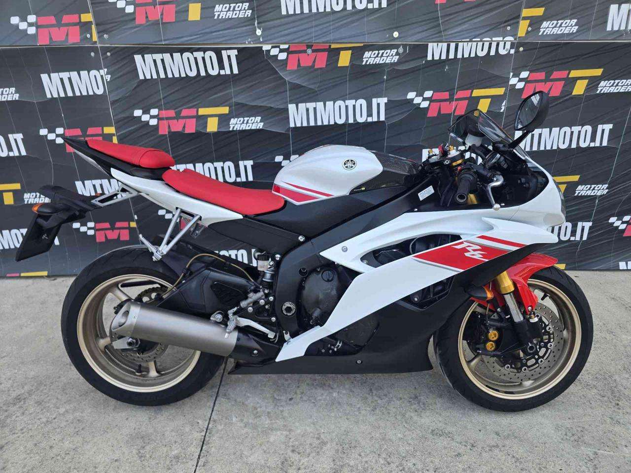 Yamaha YZF-R6 Video 360
