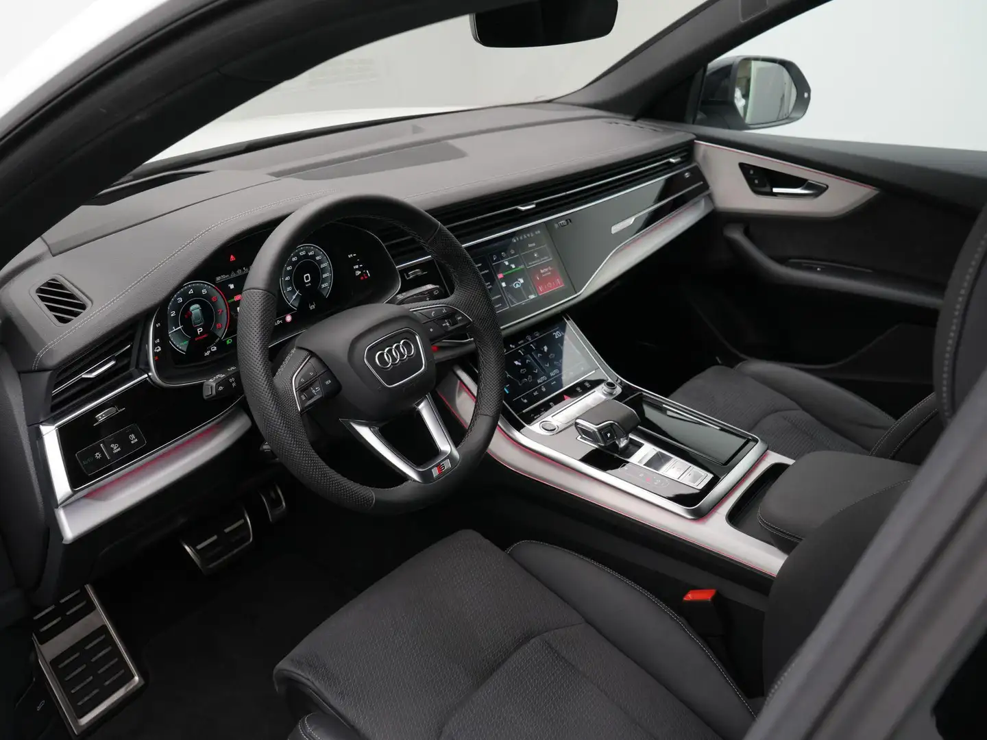 Audi Q8 55 TFSI e 394 pk tiptronic quattro S-Line | Panora Wit - 2