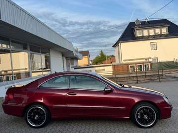 Употребявани автомобили Mercedes-Benz CLK за продажба в AutoScout24