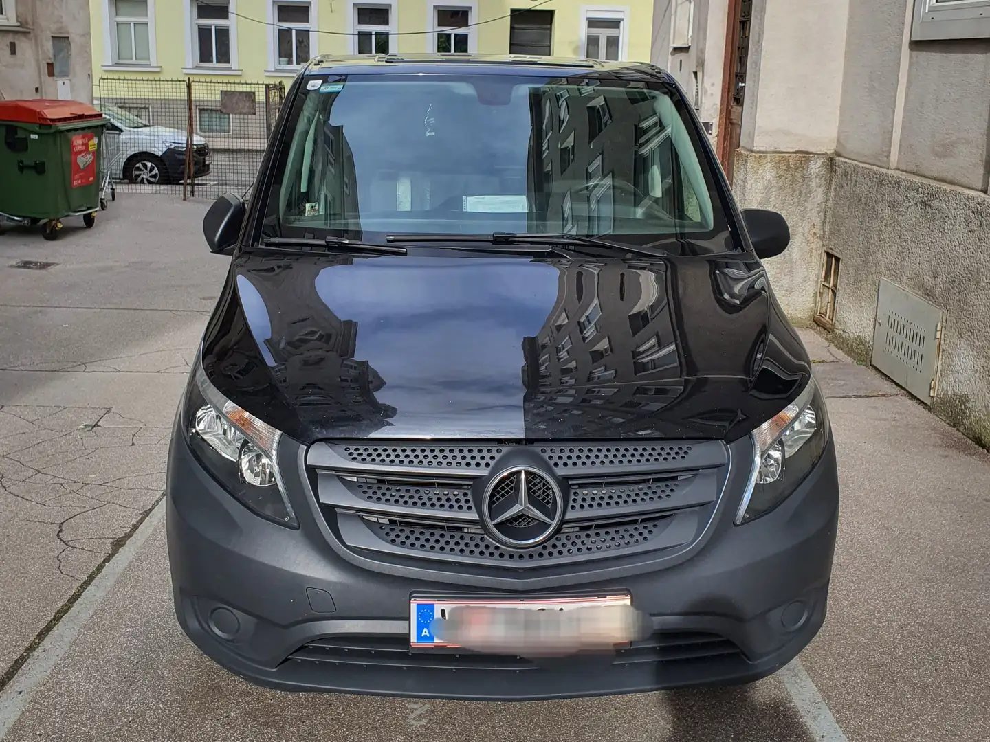 Mercedes-Benz Vito Vito 111 CDI kompakt Schwarz - 1