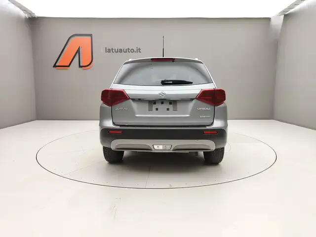 Suzuki Vitara view 6
