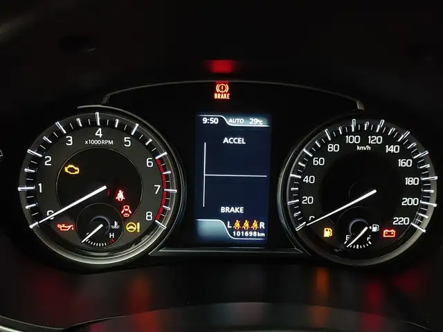 Suzuki Vitara view 11