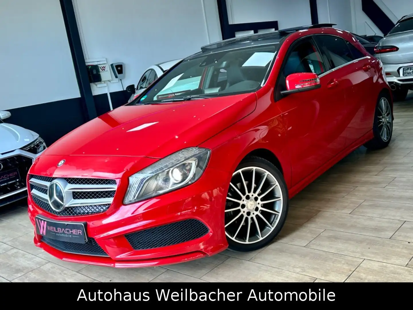 Mercedes-Benz A 180 BE Aut. AMG Sport * Panorama * LED* Navi * Rot - 1