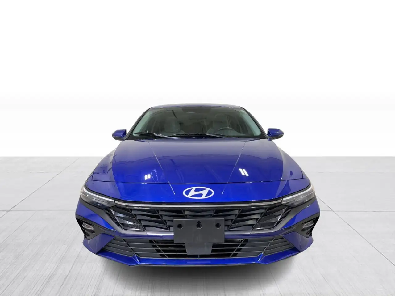 Hyundai ELANTRA fotografie Hyundai ELANTRA