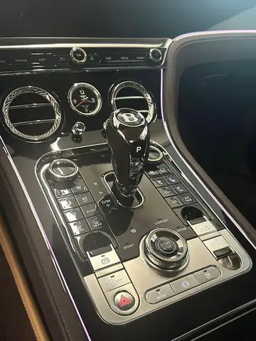 Bentley Continental GT view 12