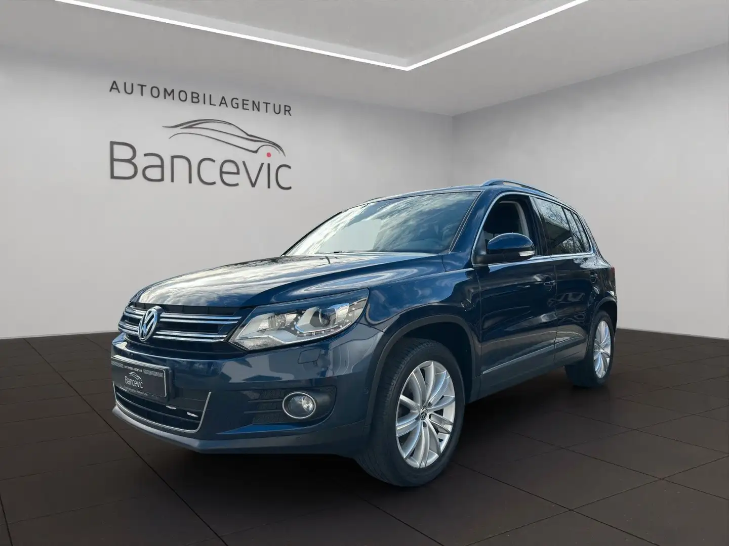 Volkswagen Tiguan Sport & Style 4Motion*AHK*Xenon*Blth Blau - 1