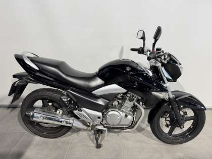 Suzuki Inazuma 250