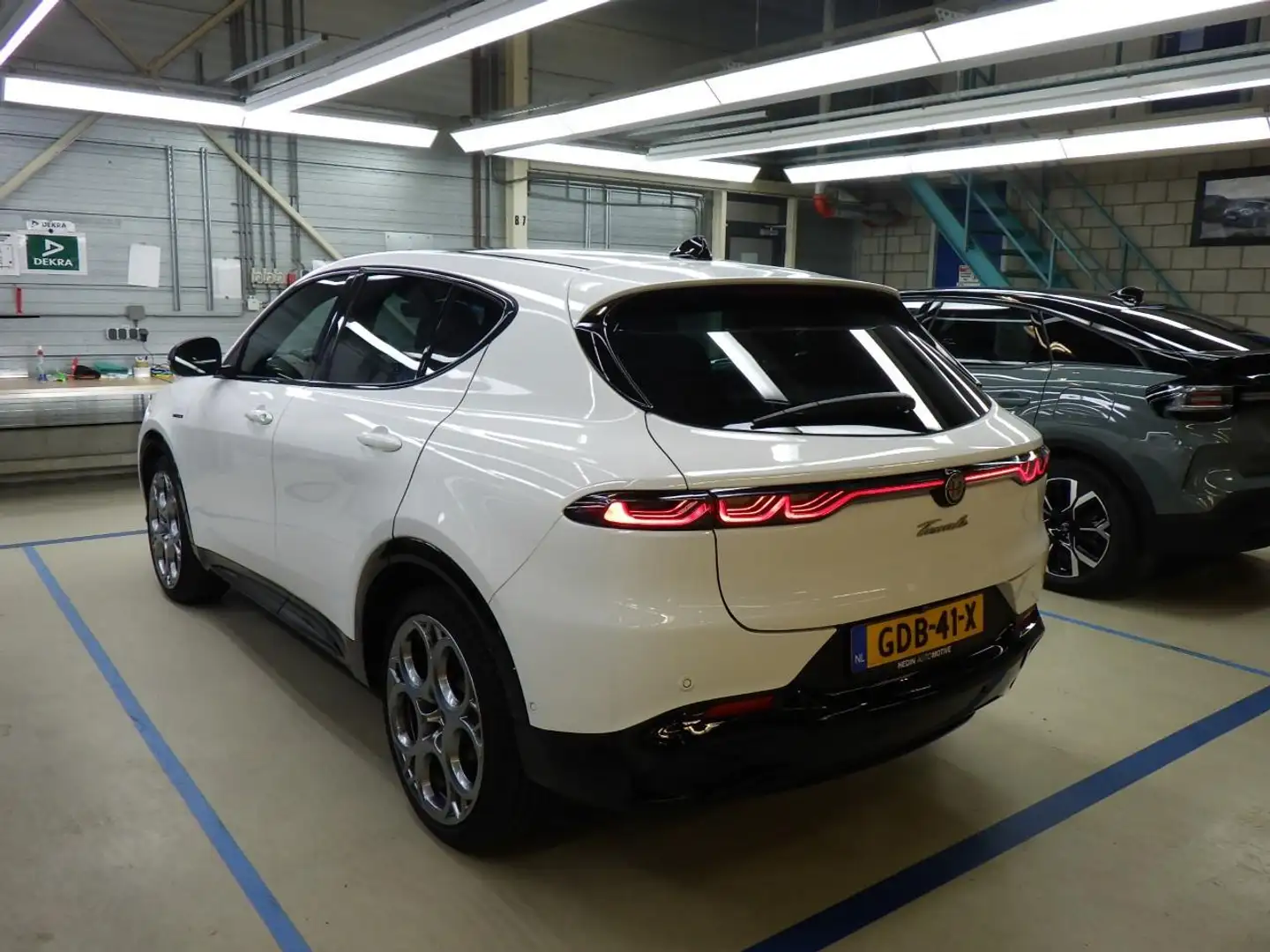 Alfa Romeo Tonale 1.5T Hybrid Veloce | Achterbank met armsteun en sk Wit - 2