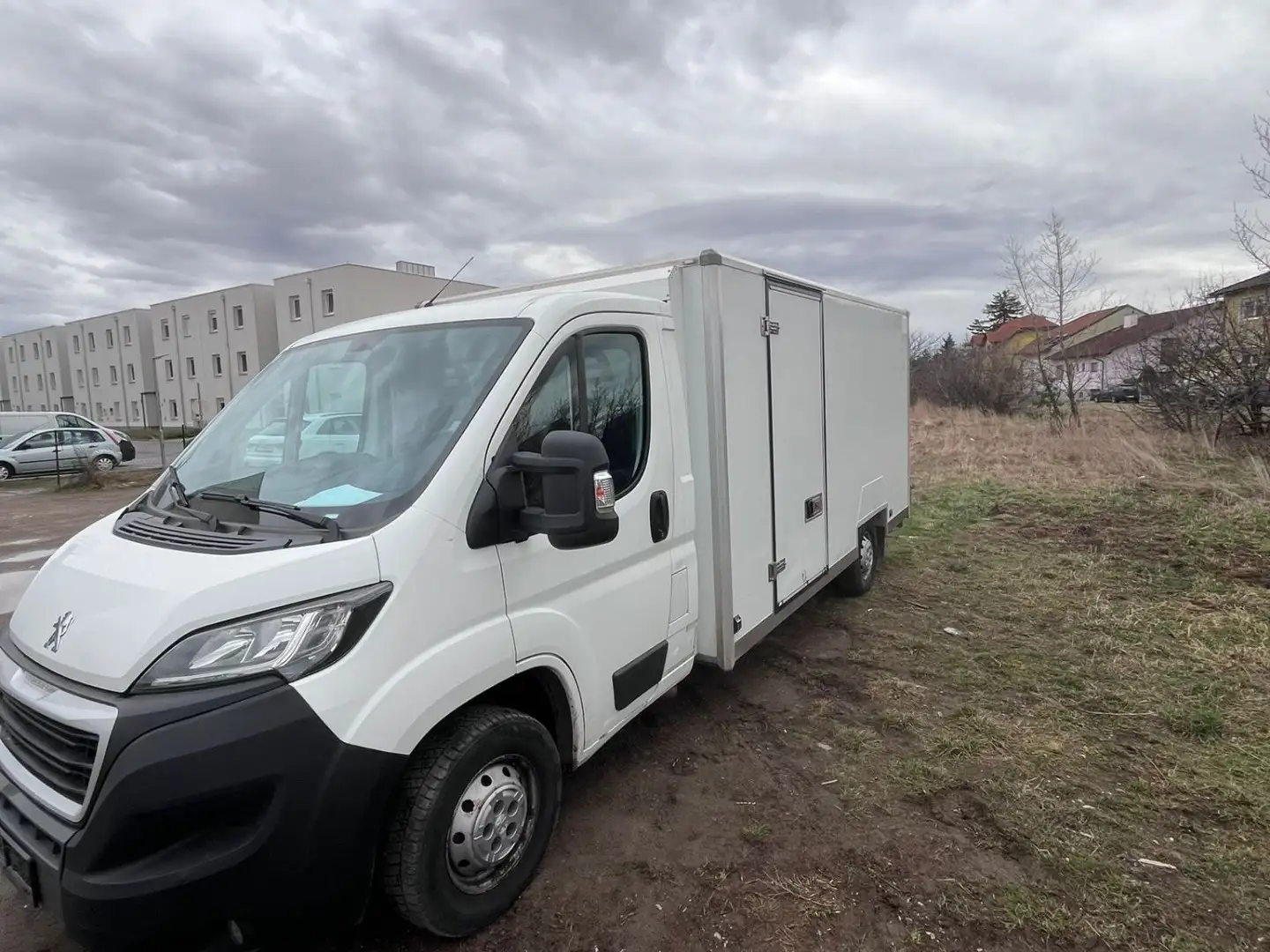 Peugeot Boxer HDi 333 L2H2 S&S Avantage Weiß - 1