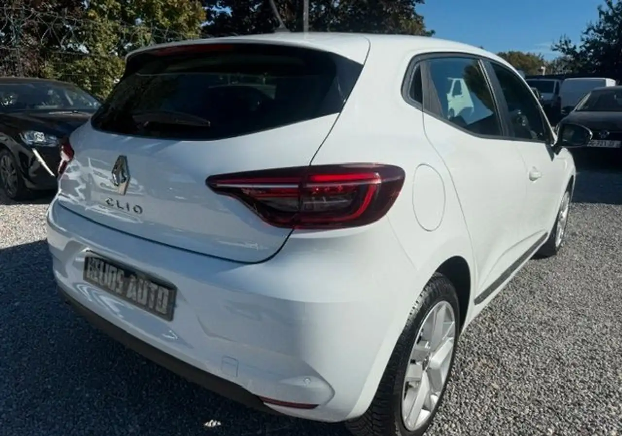Renault Clio Citadine 5 portes — photo 4