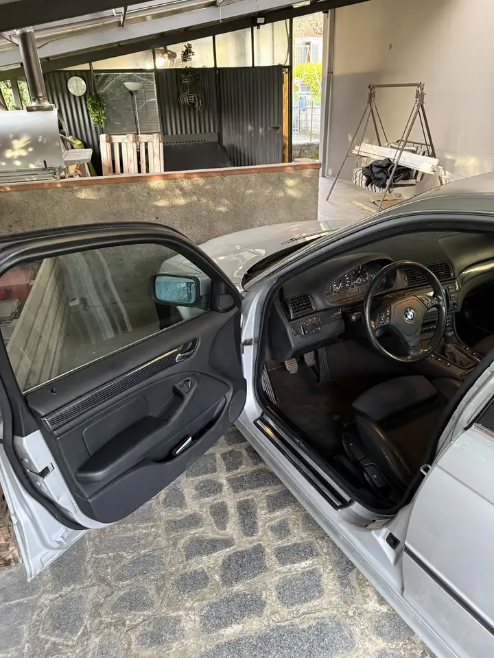 BMW 320i Eletta, foto 4