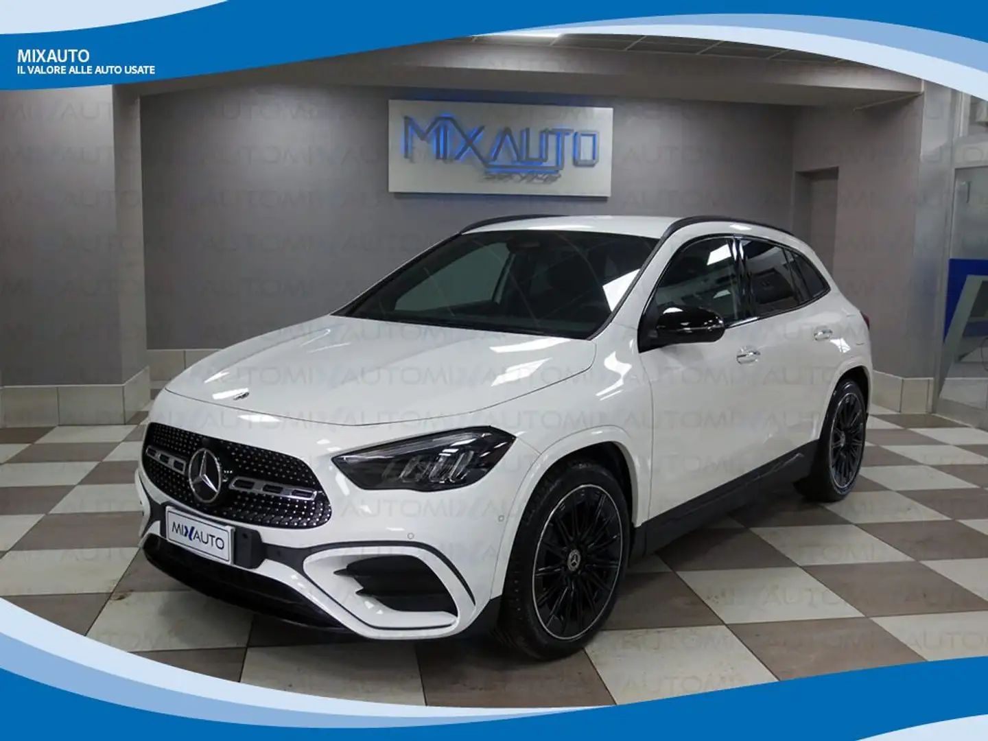 Mercedes-Benz GLA 200 D Automatic Premium EU6 KM Ø Bianco - 1