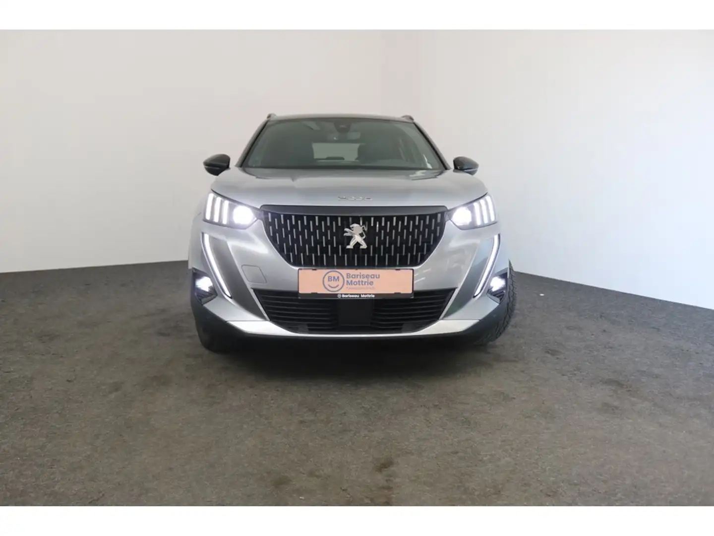 Peugeot 2008 GT-LINE AUTOMAAT *DAB*GPS*PANO DAK*CARPLAY* Grijs - 2
