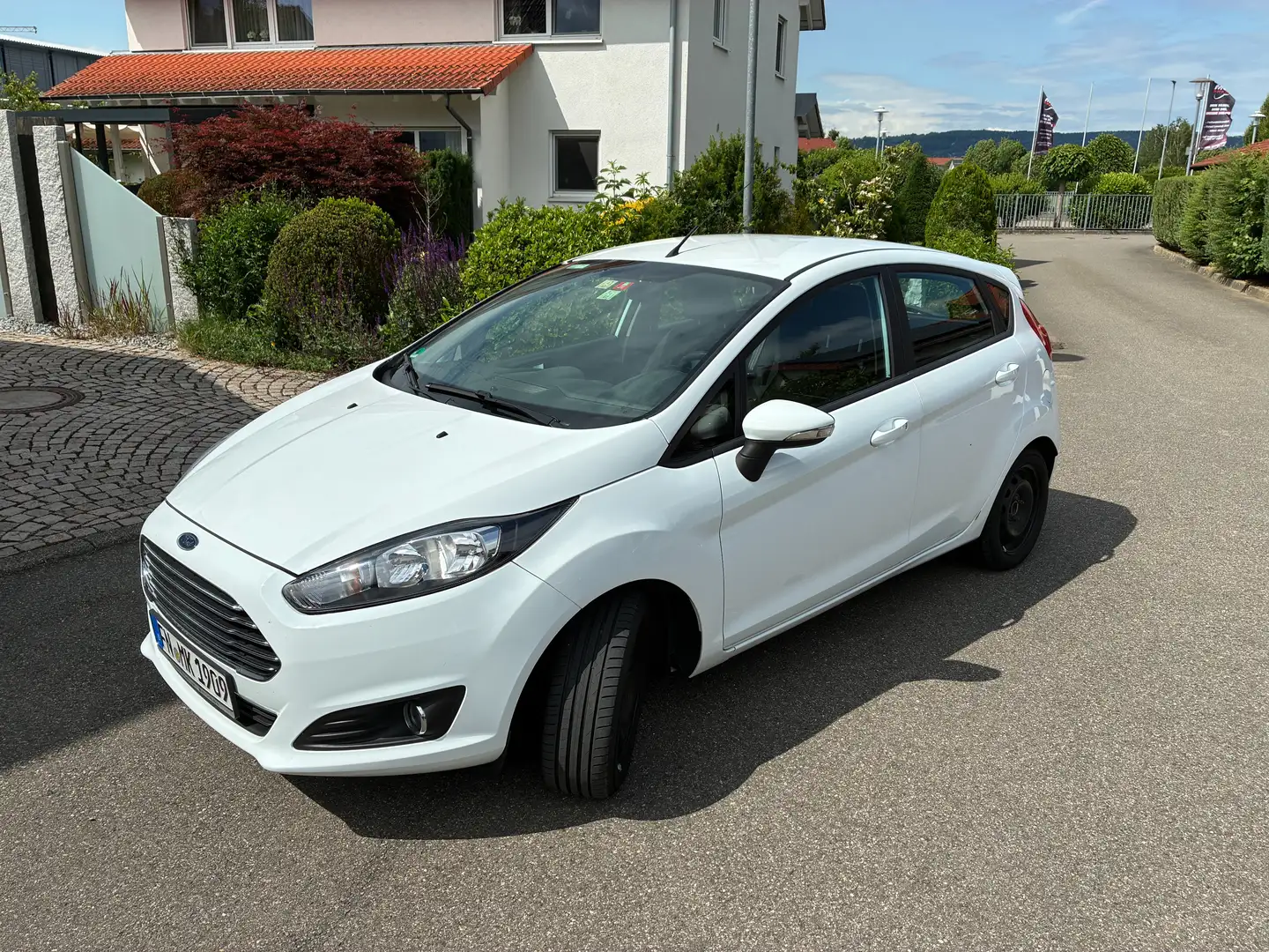 Ford Fiesta Fiesta 1.25 Trend, TÜV NEU, 89.300km,8fach, LED Weiß - 1