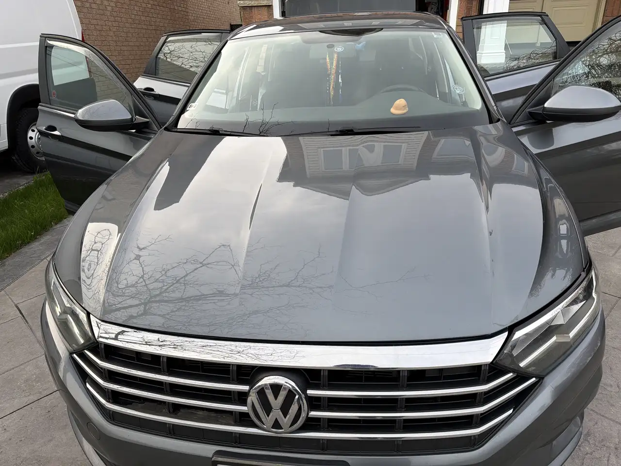 Volkswagen Jetta снимка Volkswagen Jetta