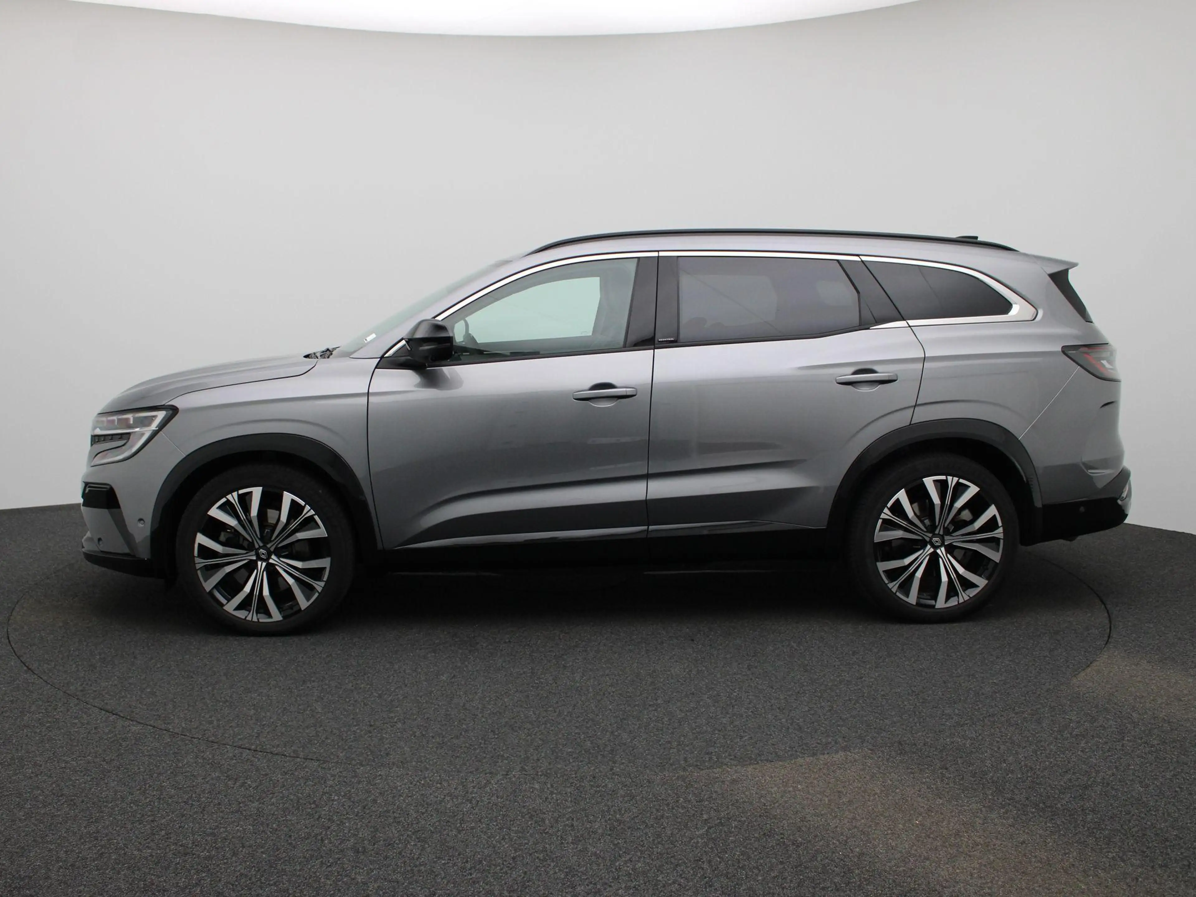 Renault Espace E-Tech full hybrid 200 iconic 7p. — photo 4