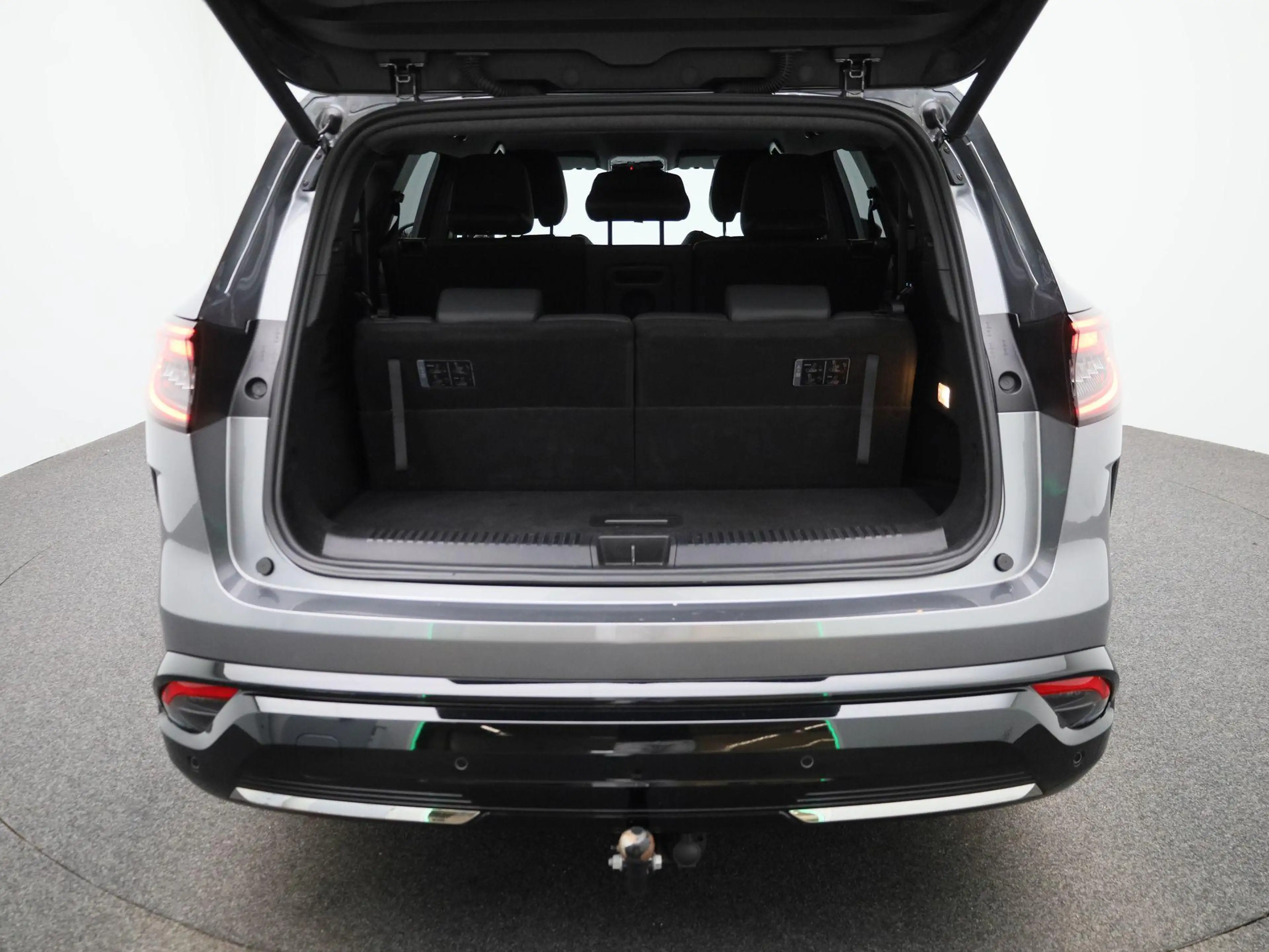 Renault Espace E-Tech full hybrid 200 iconic 7p. — photo 13