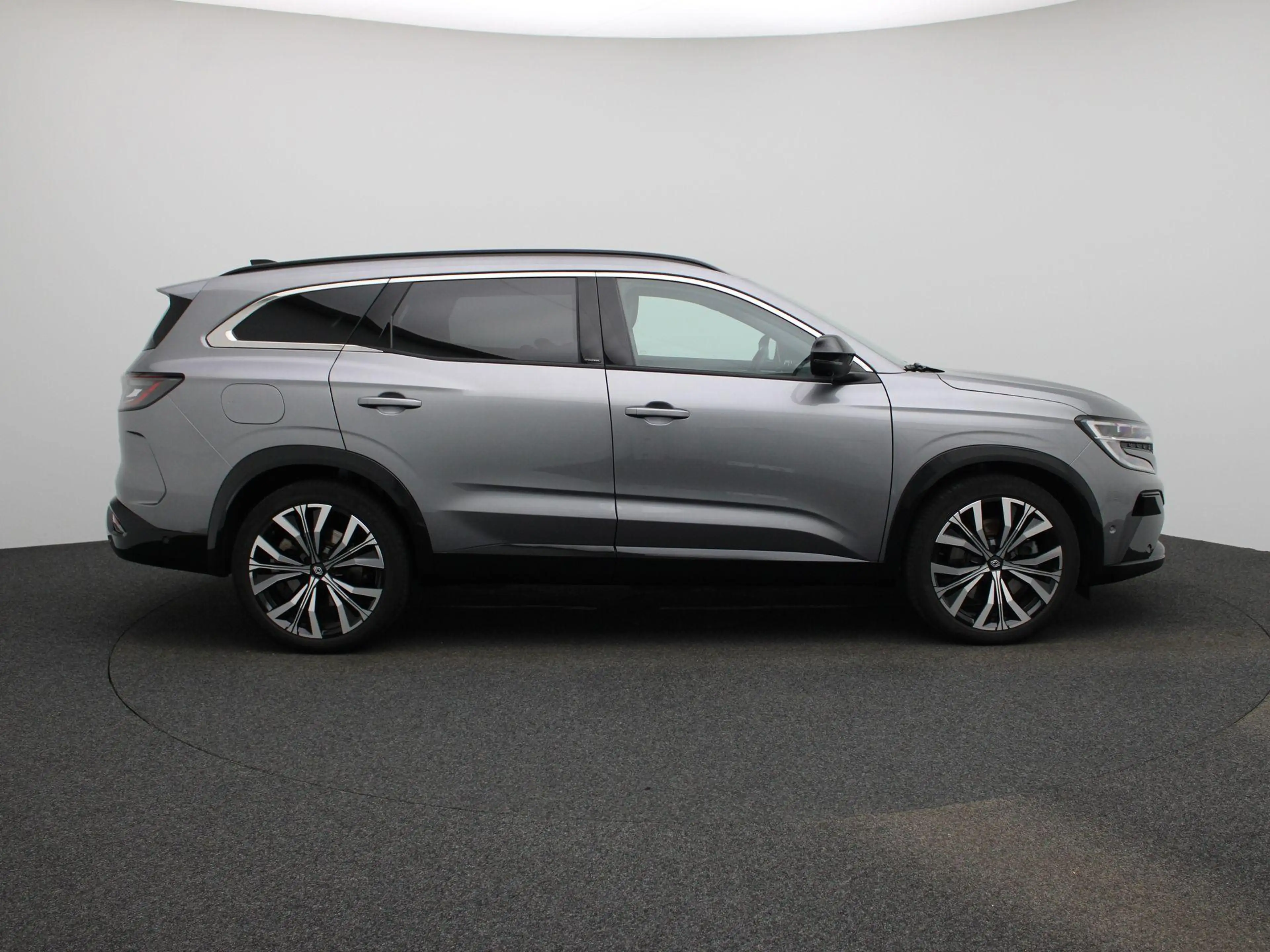 Renault Espace E-Tech full hybrid 200 iconic 7p. — photo 6