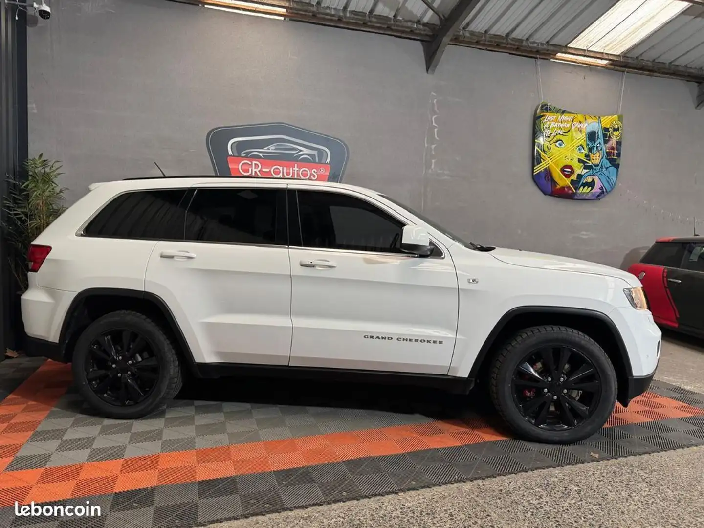 Jeep Grand Cherokee 3.0 CRD 240cv S-Limited 1ere main Moteur refait km Blanc - 2