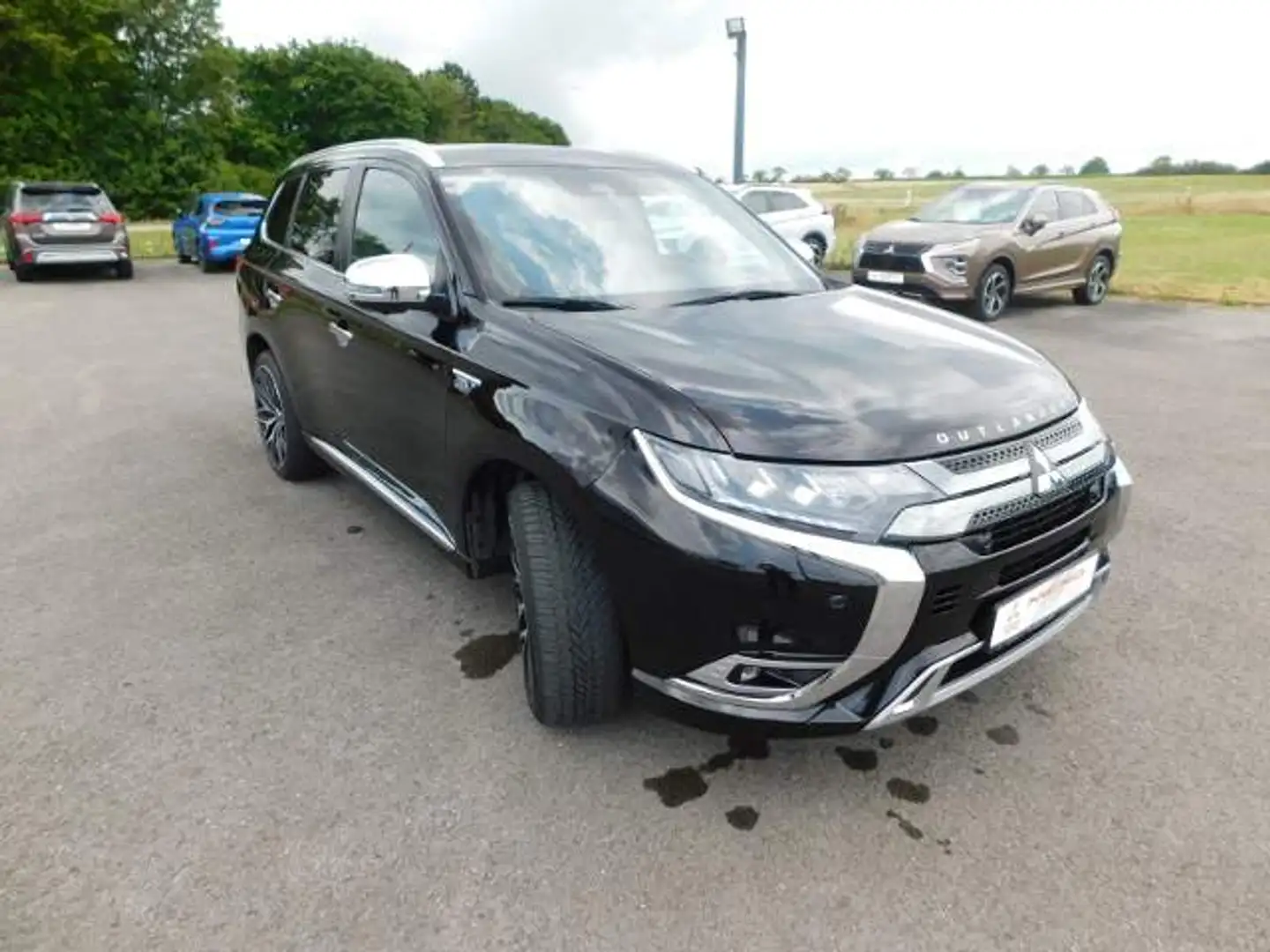Mitsubishi Outlander Outlander Plug-in Hybrid TOP 2.4 MIVEC 4WD Schwarz - 2